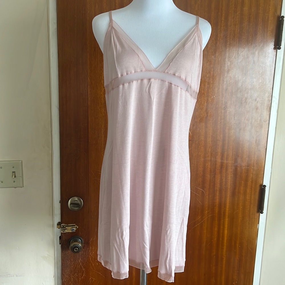 New With Tag Natori Chemise Large Light Pink
